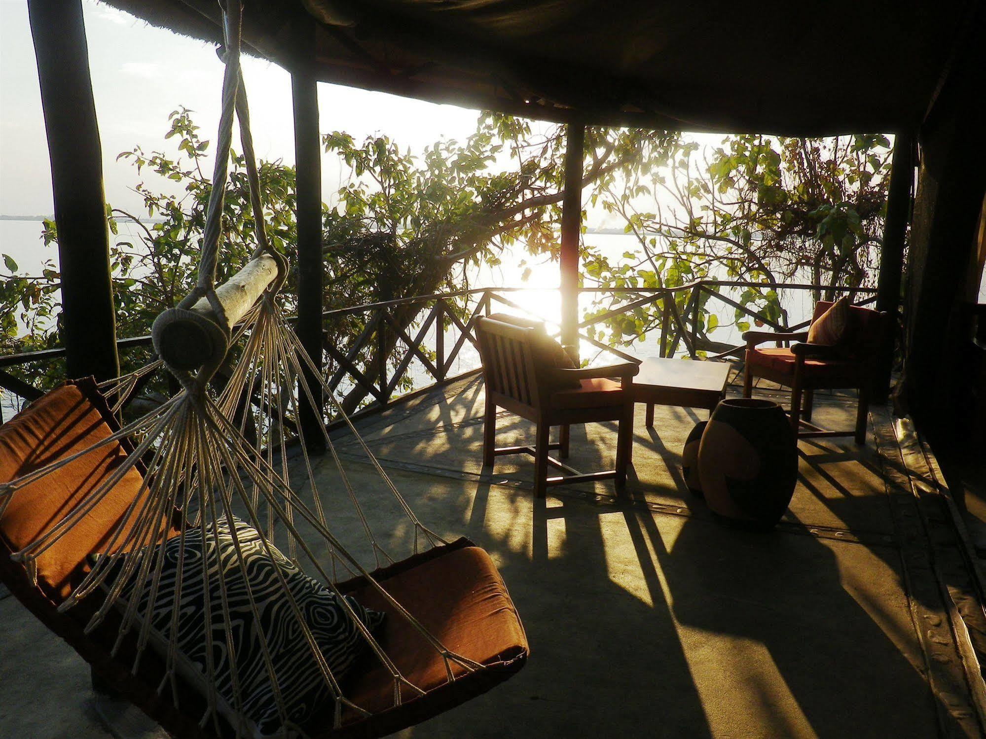Blue Zebra Island Lodge Senga المظهر الخارجي الصورة