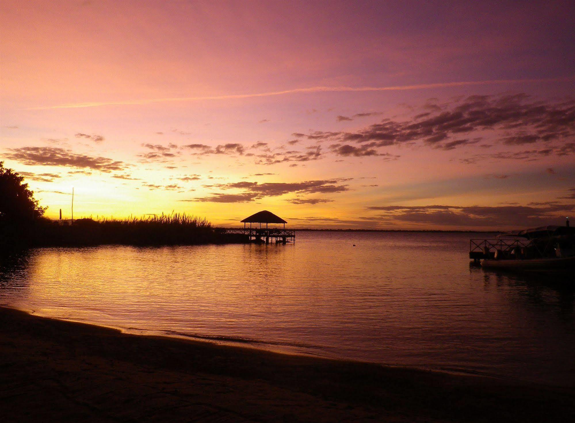 Blue Zebra Island Lodge Senga المظهر الخارجي الصورة