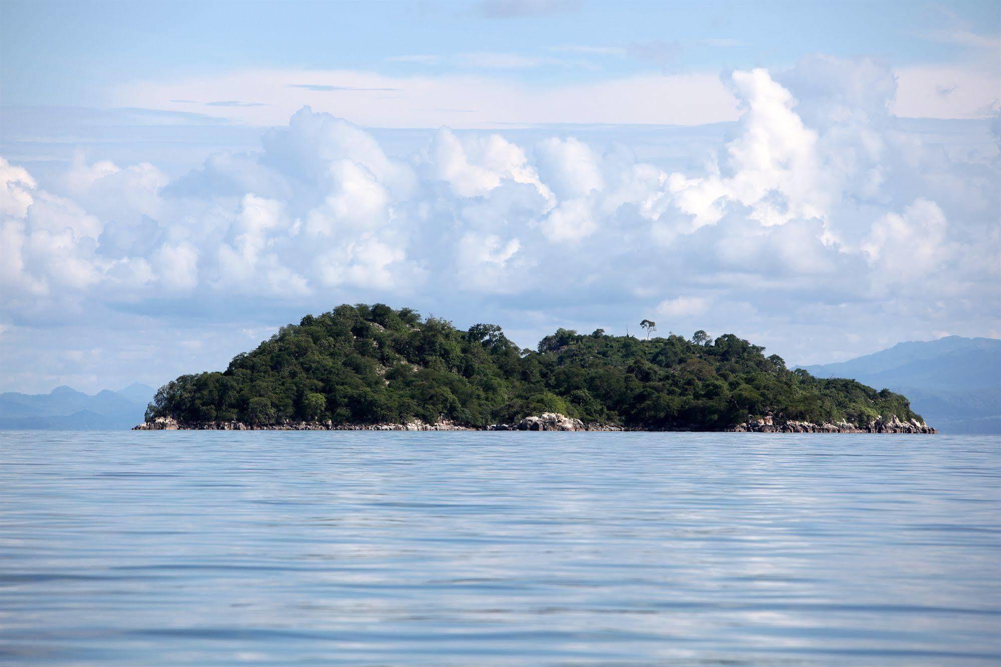 Blue Zebra Island Lodge Senga المظهر الخارجي الصورة