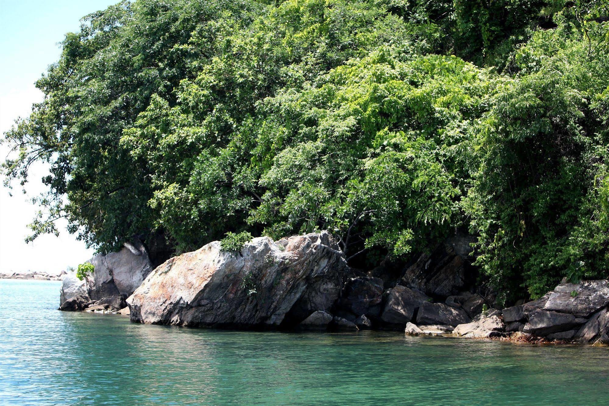 Blue Zebra Island Lodge Senga المظهر الخارجي الصورة